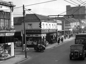 Closer up view of former Woolworths in Shields Road. Photo from Newcastle City Council, P&T Image Archive