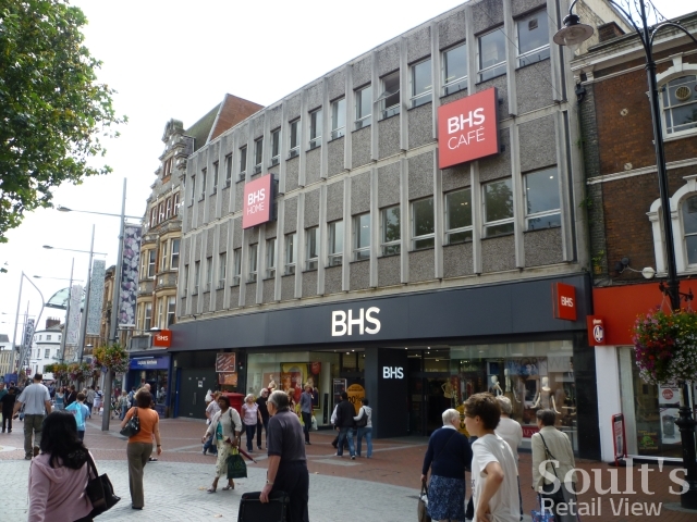 Front of BHS Reading (19 Aug 2011). Photograph by Graham Soult