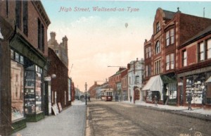 Early 1900s postcard view of Wallsend High Street, with later Woolworths site second from left