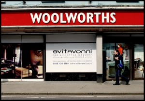 Woolworths, Farnham before Evitavonni's opening (1 Apr 2010). Photograph by James Delaney