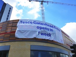 Countdown to Tesco opening (17 May 2013). Photograph by Graham Soult