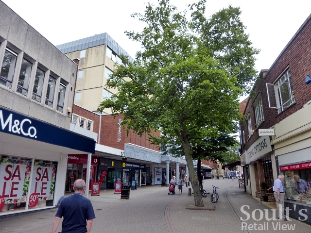 Gold Street and Newlands Centre, Kettering (25 Jun 2015). Photograph by Graham Soult
