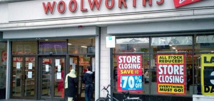 Woolworths, South Harrow (31 Dec 2008). Photograph by Barry Marshall