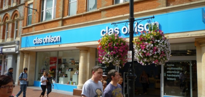 Clas Ohlson, Reading (19 Aug 2011). Photograph by Graham Soult