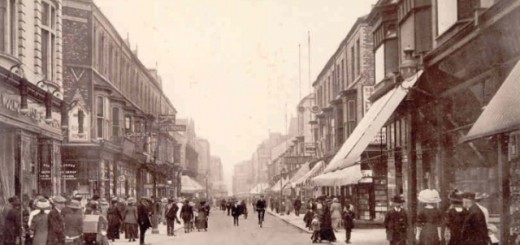 1913 postcard showing Middlesbrough's Woolworths at 91-93 Linthorpe Road on the left. Image courtesy of Ali Brown